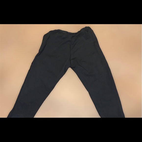 Black leggings with mesh - Picture 3 of 7